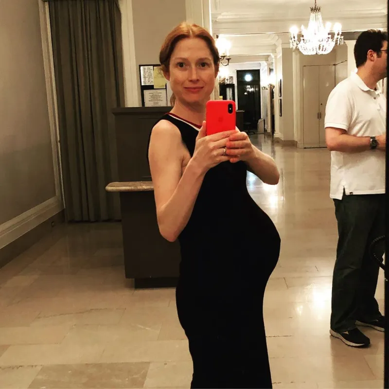 Baby Bump Hall of Fame Ellie Kemper