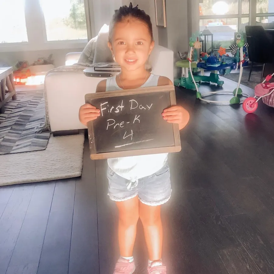 Back to School Jolie Caussin