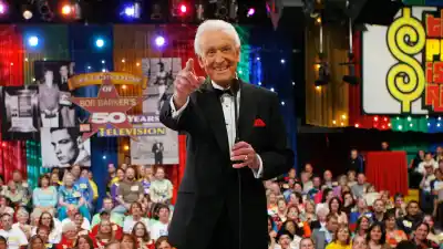 Bob-Barker-Dead-Wave-Price-is-Right