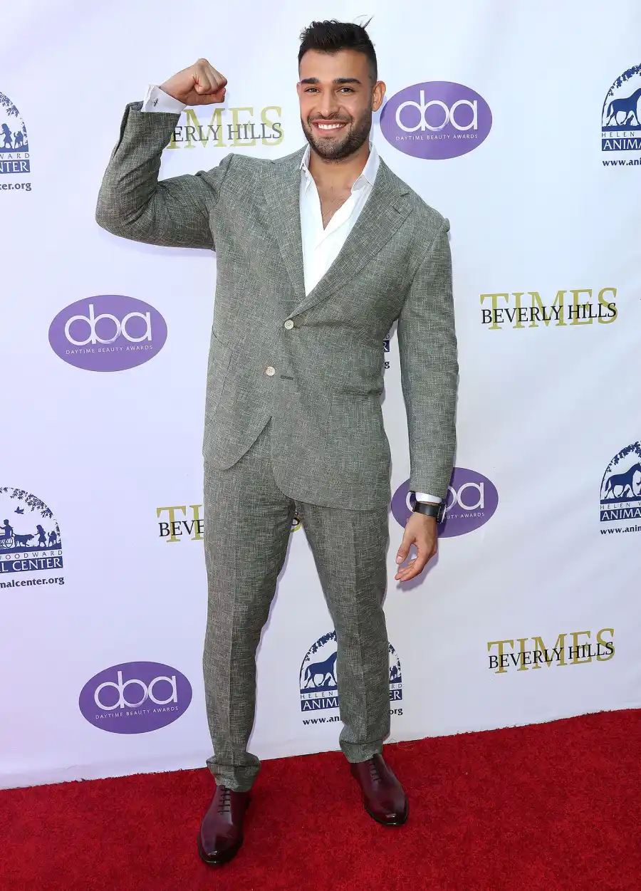 Britney Spears Walks Red Carpet With Boyfriend Sam Asghari