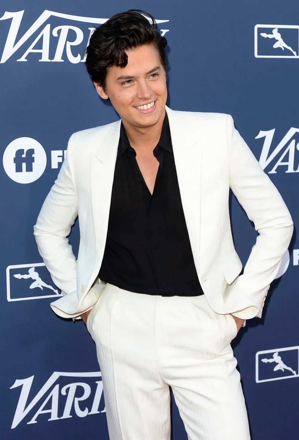 Cole Sprouse Reunites With &lsquo;Friends&rsquo; Couch