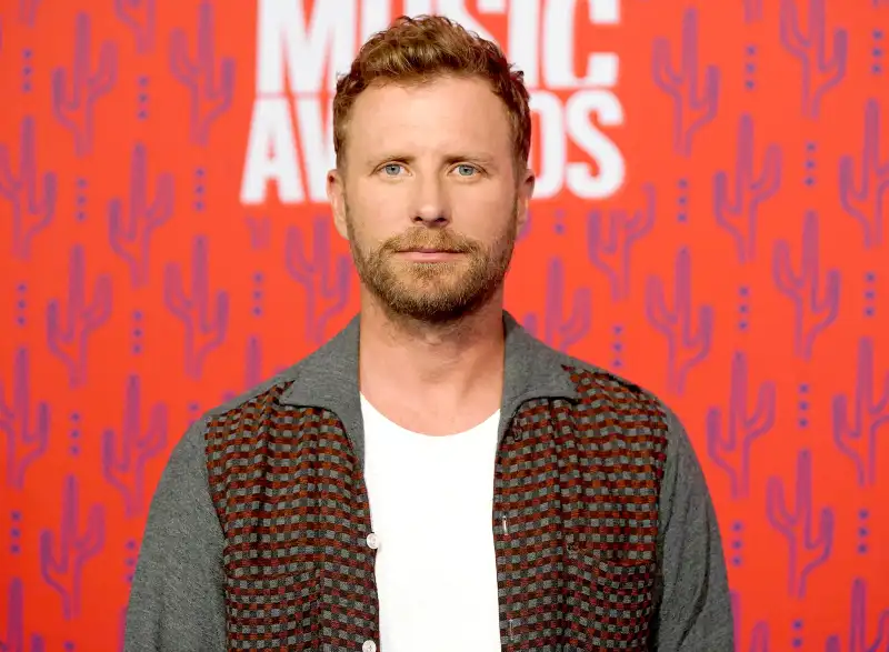 Dierks-Bentley-Fishing-Without-License