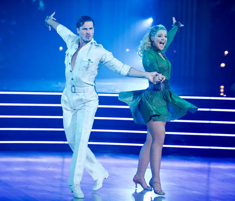 GLEB-SAVCHENKO,-LAUREN-ALAINA-dancing-with-the-stars