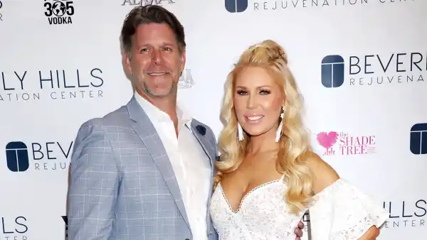 Gretchen-Rossi-White-Dress-Red-Carpet-Couldn’t-Have-Survived-Postpartum-Depression-Without-Slade-Smiley