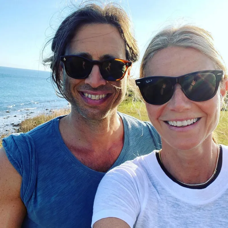 Gwyneth Paltrow and Brad Falchuk Instagram Selfie