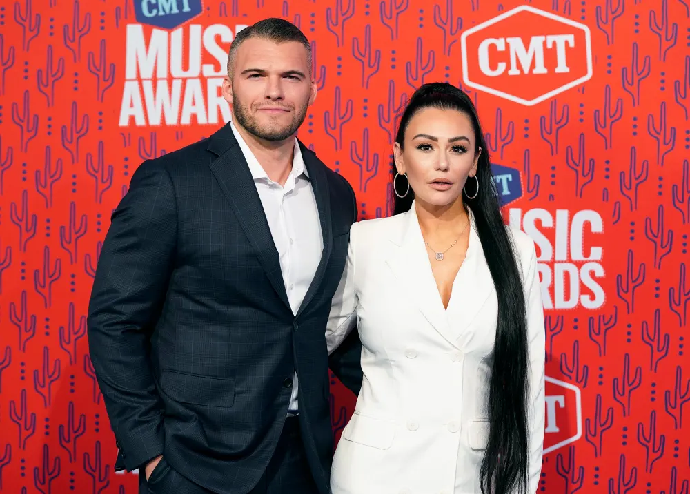 Jenni &lsquo;JWoww&rsquo; Farley and Boyfriend Zack Clayton Carpinello Take Her Kids to WWE Raw
