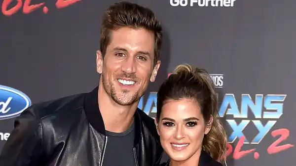 Jordan Rodgers JoJo Fletcher Wont Send Wedding Invites Bachelor Nation Stars