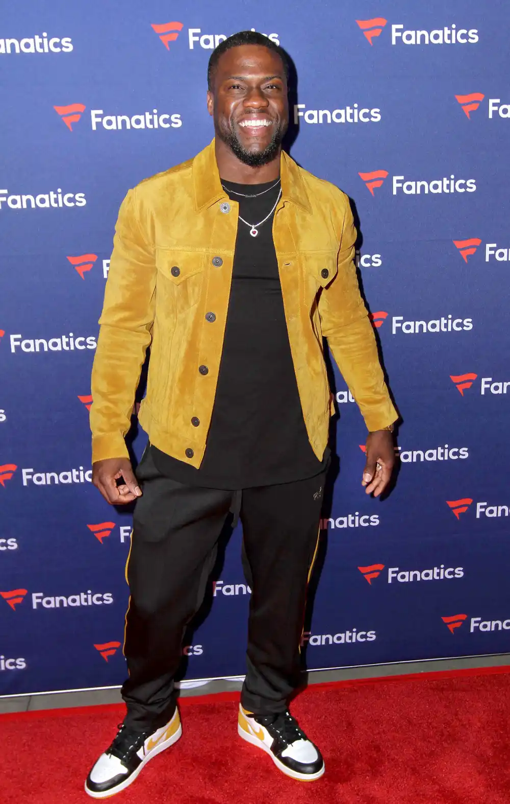 Kevin-Hart-Leaves-Hospital