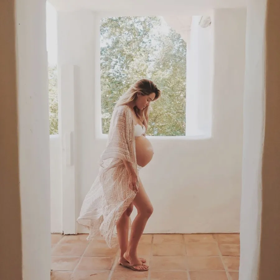 Lauren Conrad Shares Bikini Baby Bump Pic