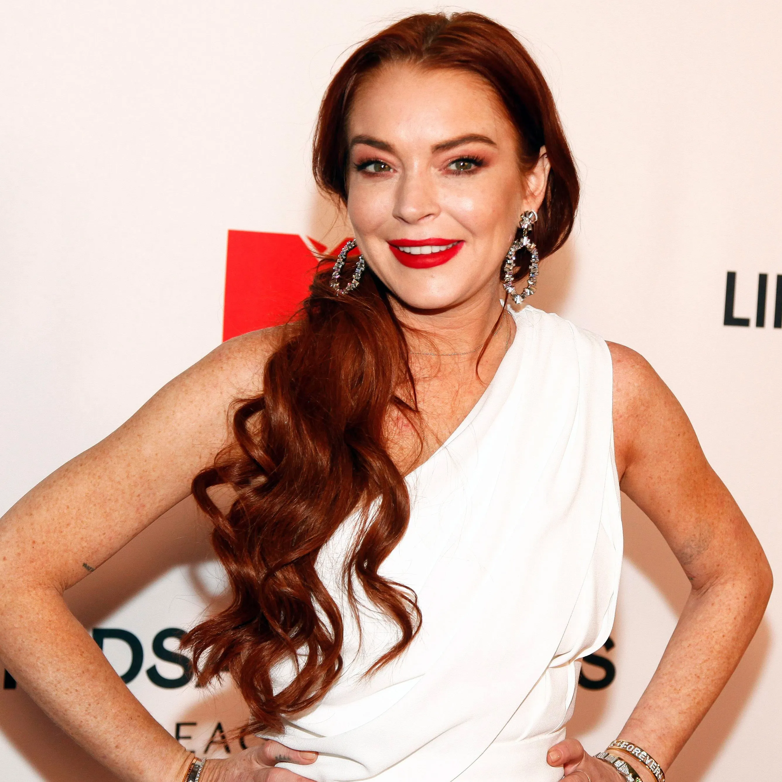 Lindsay Lohan Releases Music Video for 1st Single in a Decade, 'Xanax,' About Her Social Anxiety