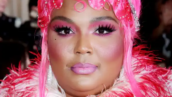 Lizzo Beauty Routine