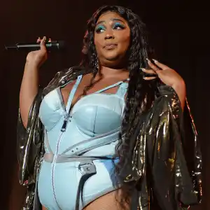 Lizzo Claims Postmates Delivery Person Stole Her Food