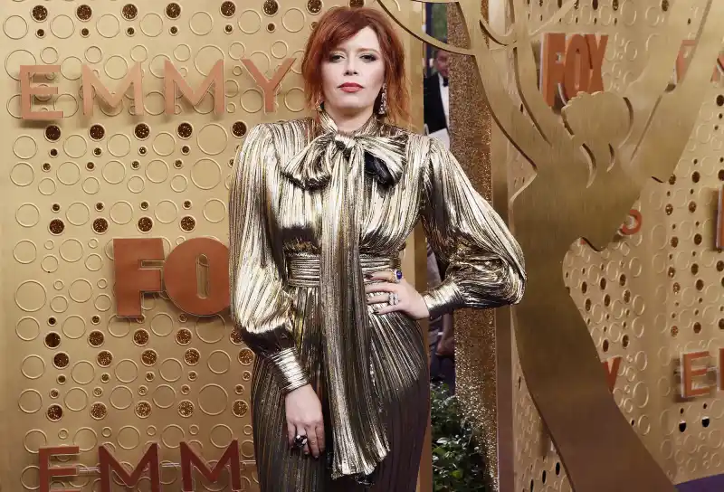 Natasha Lyonne Awkward Clap Emmys 2019