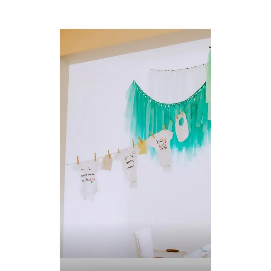 Pregnant-Shawn-Johnson-and-Andrew-East’s-Baby-Shower