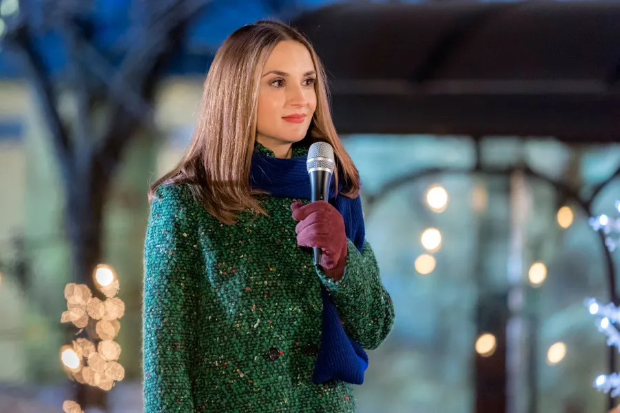 Rachael Leigh Cook A Blue Ridge Mountain Christmas Hallmark Movies Christmas Gallery