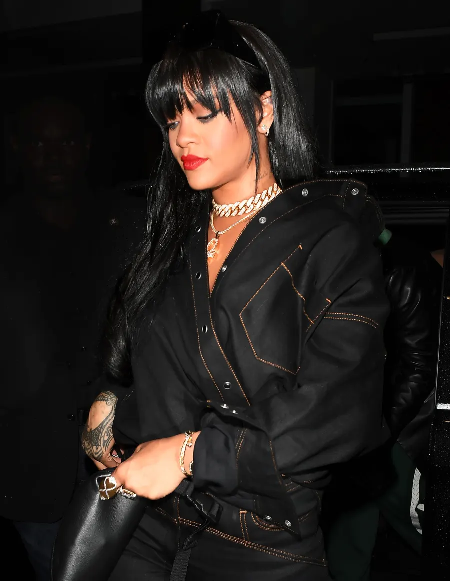 Rihanna Gets Bangs