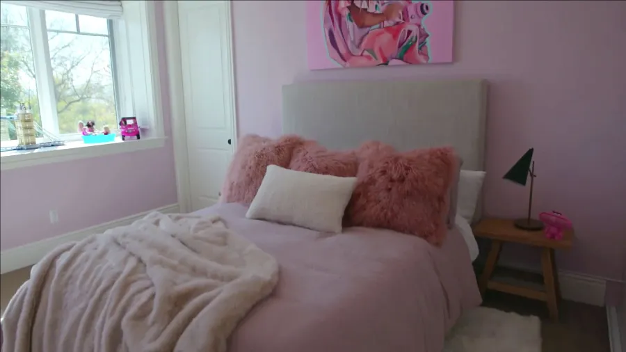 Scott Disick Spends 20,000 Turning Penelopes Room Into Pink Paradise