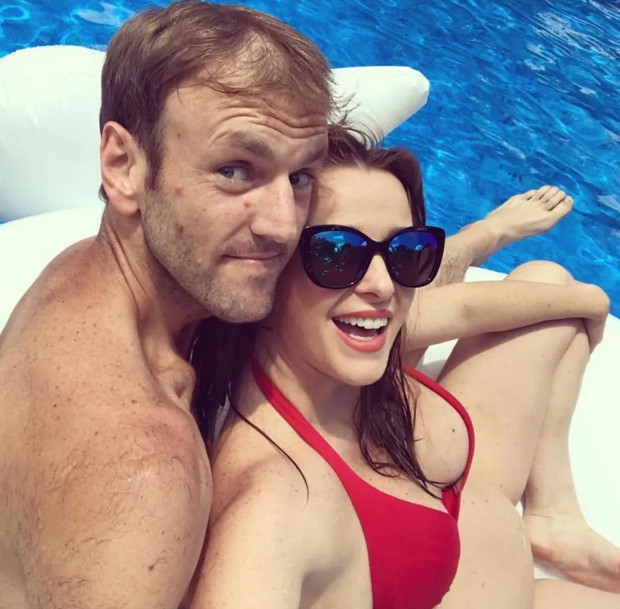Third Trimester Baby Bumps in Bikinis Jamie Otis