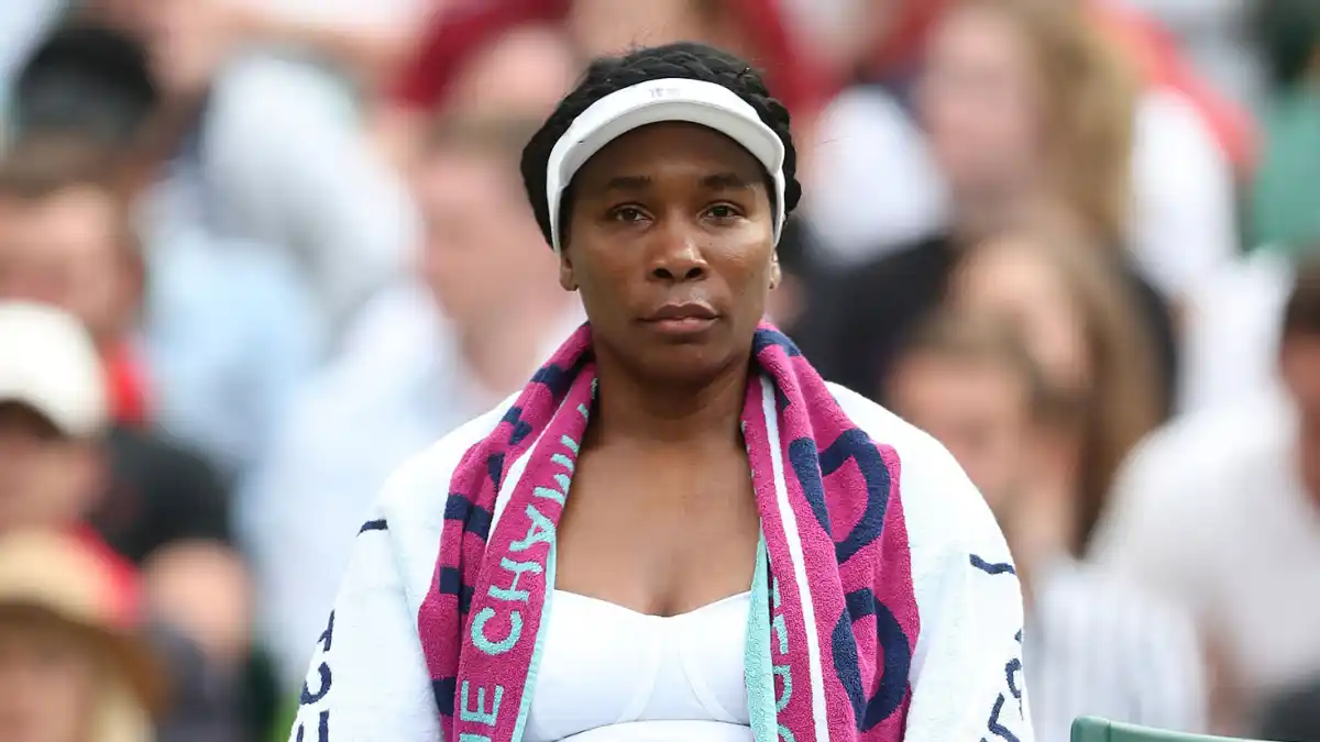 Venus Williams Sitting Dejected Man Sues Car Crash