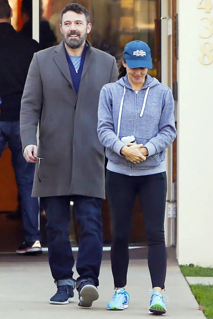 Ben Affleck and Jennifer Garner Spotted Out Together on Halloween After His Relapse