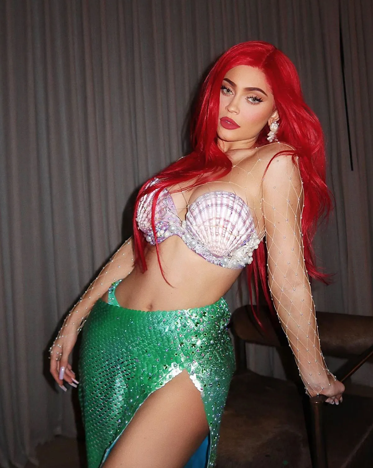 Celeb Halloween Costume Inspo - Kylie Jenner