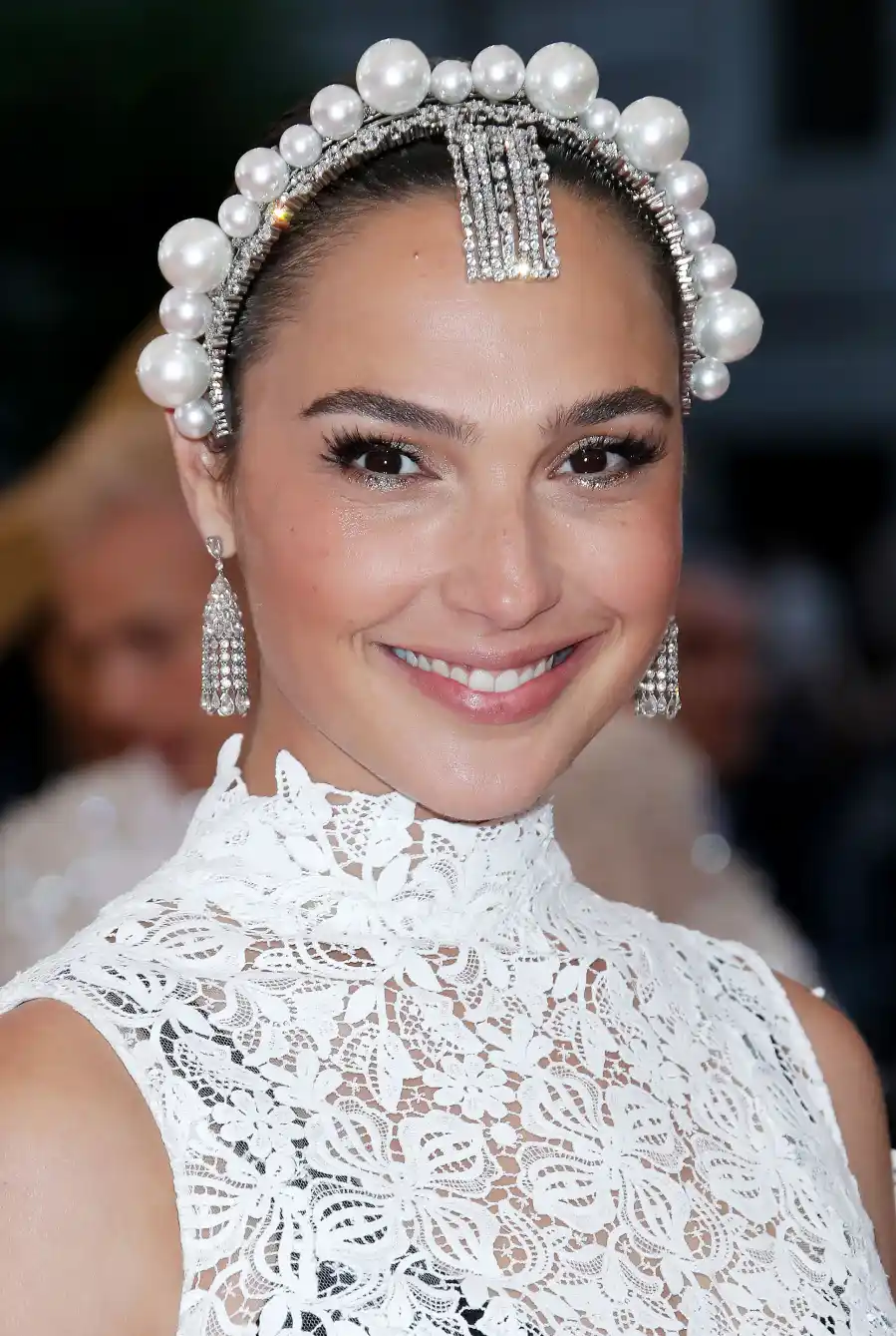 Celebrities Wearing Headbands - Gal Gadot