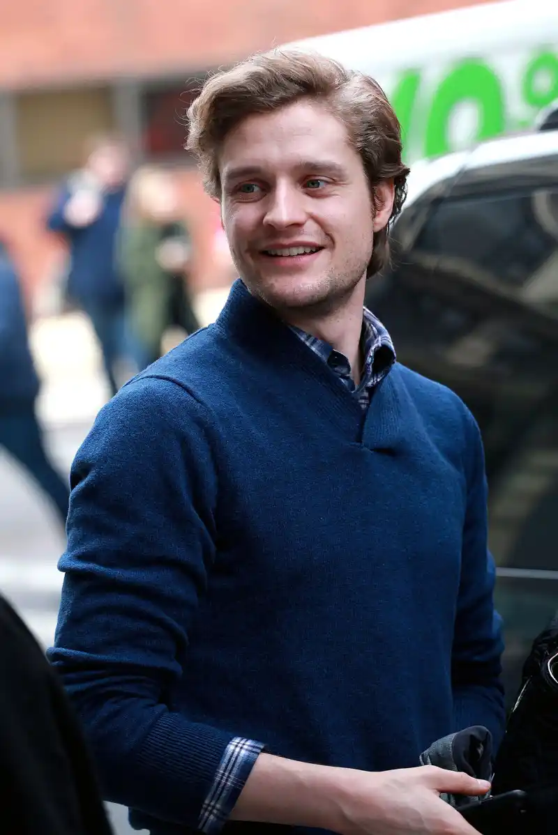 Charlie White Stars Tell Us About Yoga