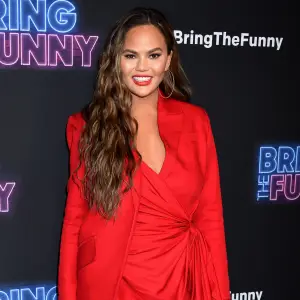 Chrissy Teigen's Cravings Website to Launch
