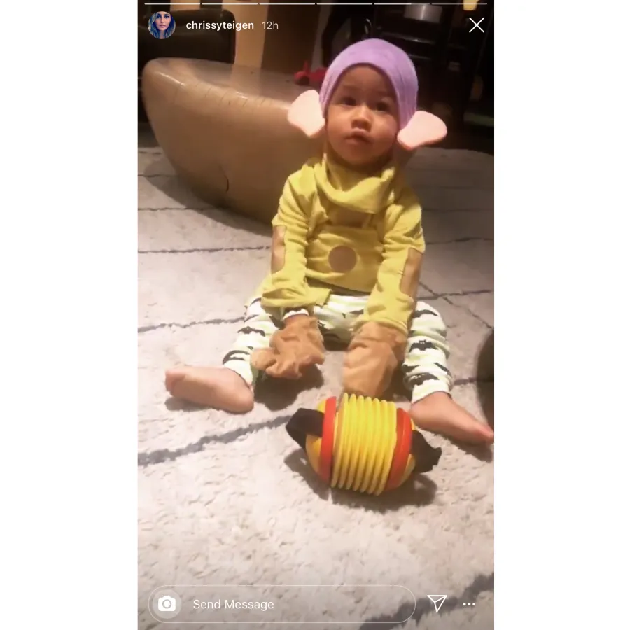 Chrissy Teigen Miles Legend Dressed as Dopey