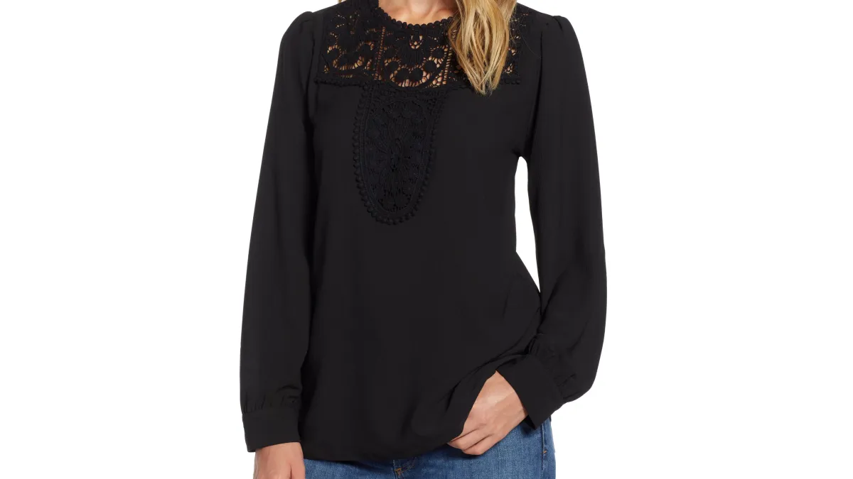 Halogen Lace & Crepe Blouse