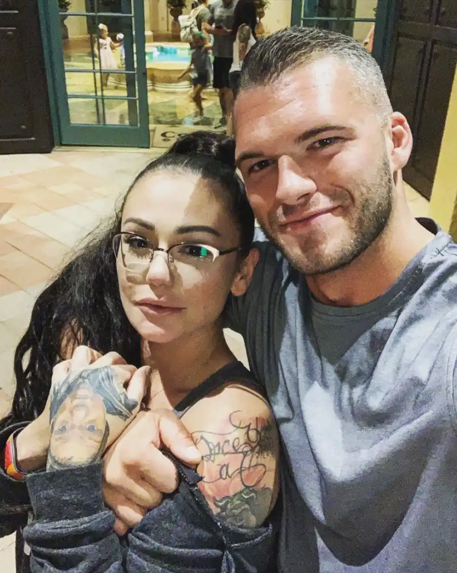 Jenni-‘JWoww’-Farley-and-Zack-Carpinello-timeline
