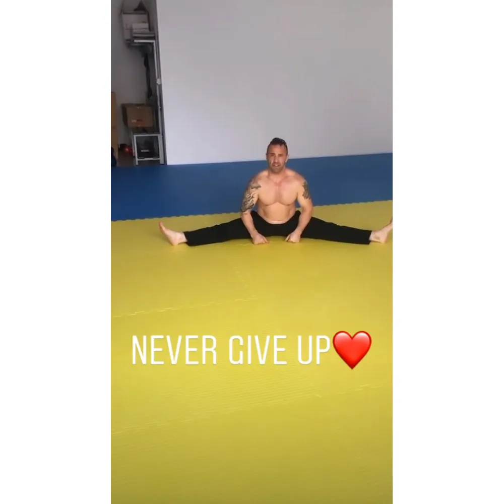 Joe-Giudice-Practices-Martial-Arts-Shirtless-After-Prison