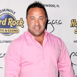 Joe-Giudice-Practices-Martial-Arts-Shirtless-After-Prison