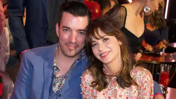 Jonathan Scott and Zooey Deschanel Double Date With Drew Scott and Linda Phan at ‘DWTS’