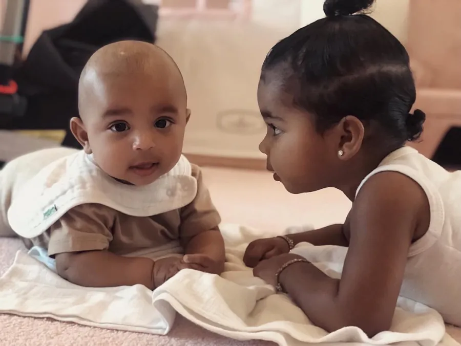 Khloe-Kardashian’s-Daughter-True-Play-With-Kim-Kardashian’s-Son-Psalm
