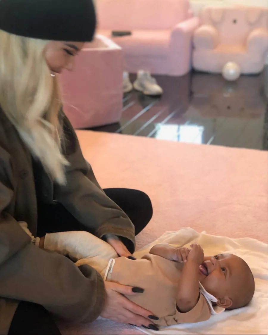 Khloe-Kardashian’s-Daughter-True-Play-With-Kim-Kardashian’s-Son-Psalm-5