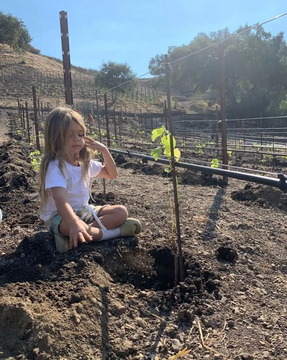 Kourtney Kardashian Defends Son Reign&rsquo;s Long Hair