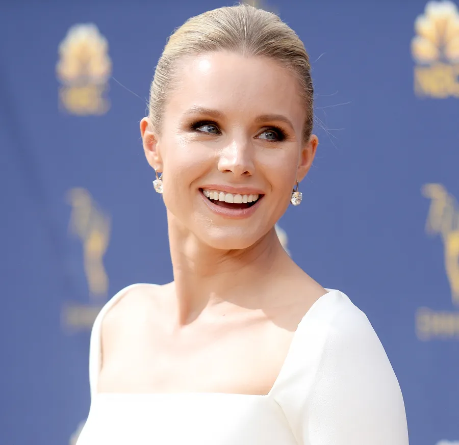 Kristen-Bell-Thought-Her-Water-Broke-When-She-Peed-Her-Pants-While-Pregnant