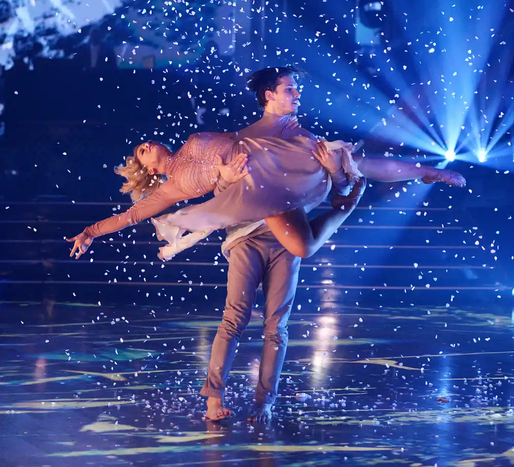 Lauren Alaina Has Lost 25 Lbs Dancing With the Stars So Far