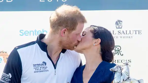 Prince-Harry-and-Duchess-Meghan-PDA
