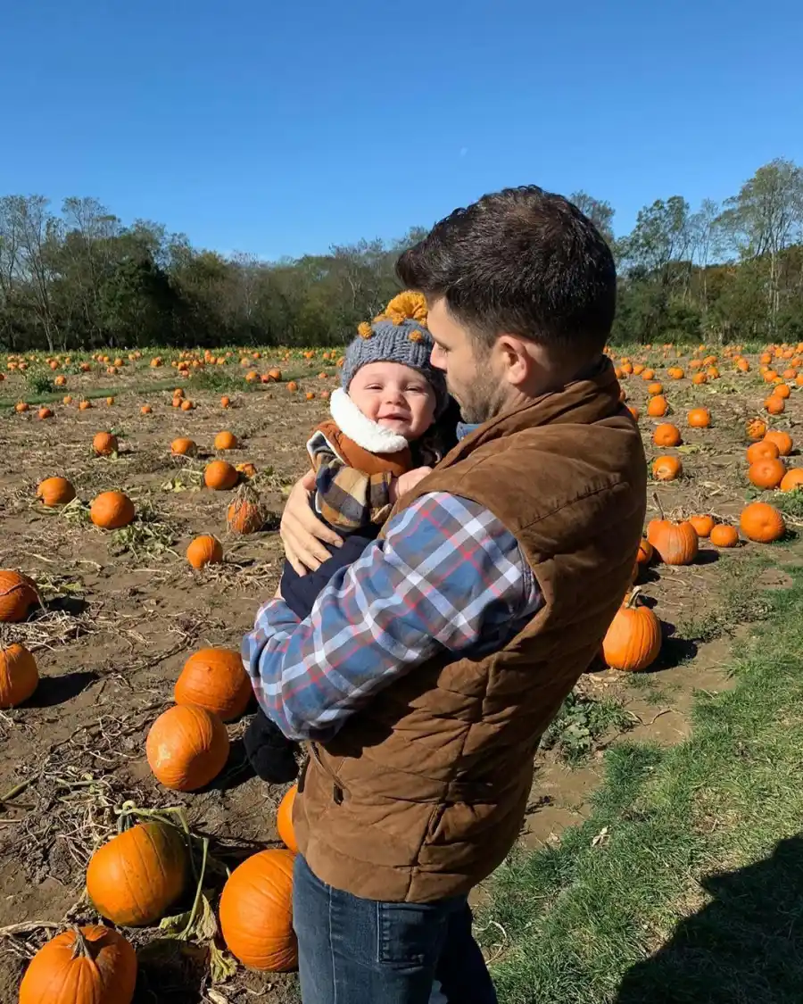Celebrities Visit Pumpkin Patches Jerry Ferrara and Breanna Racano