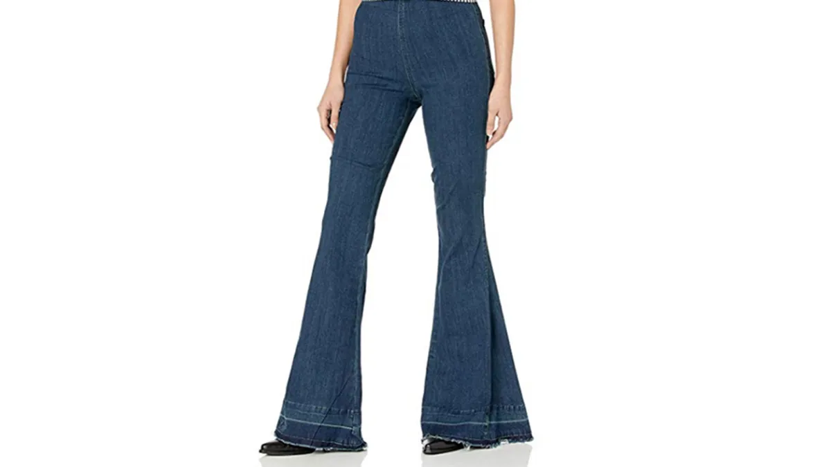 Show-Me-Your-Mumu-Bell-Button-Dark-Wash