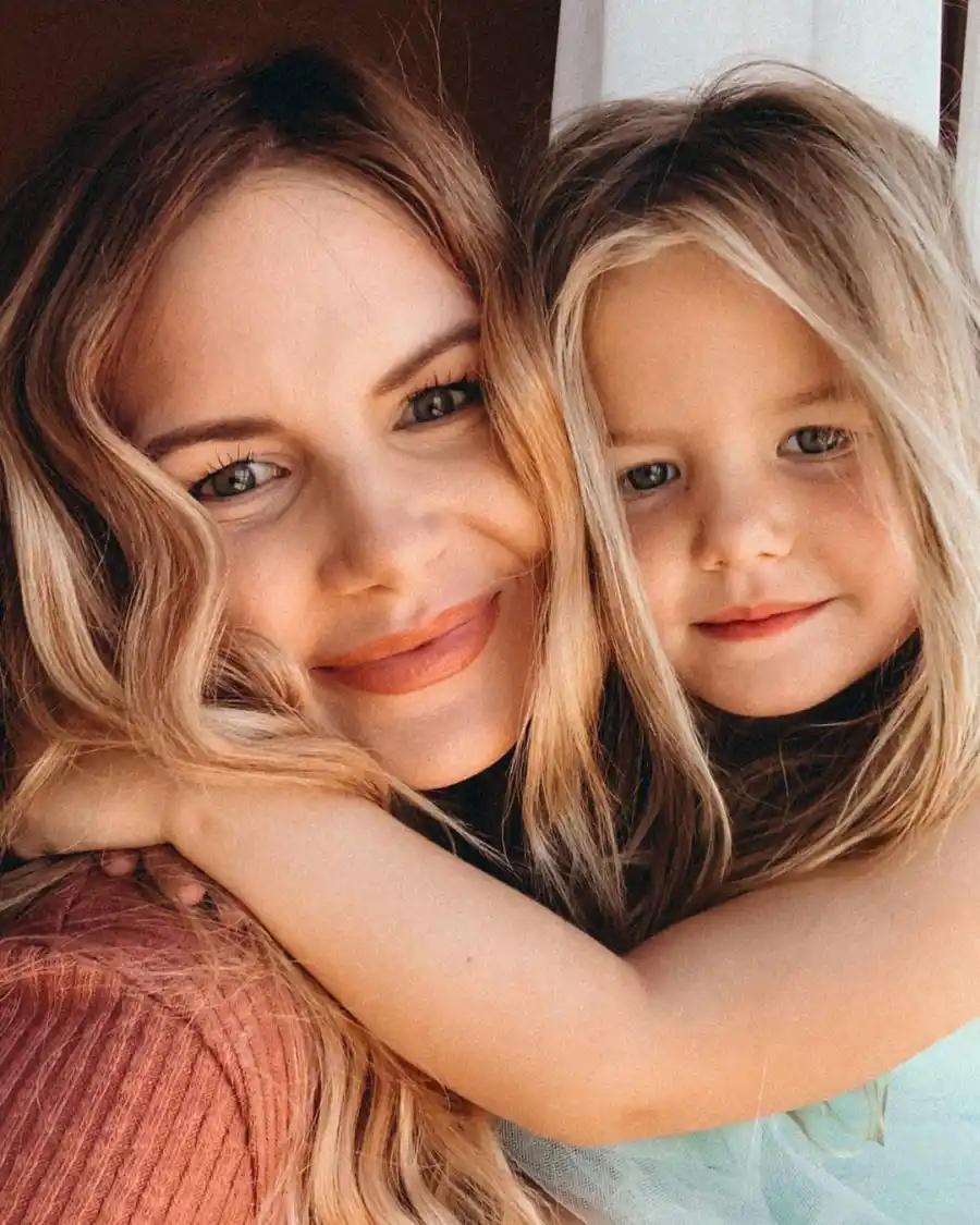 Top Mommy and Daddy Bloggers to Follow