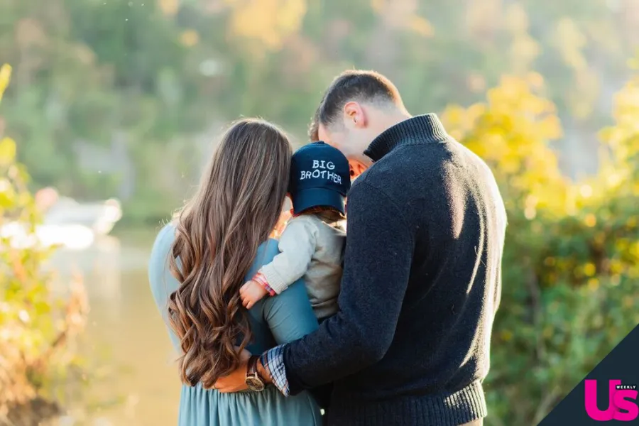 Tori Bates Bobby Smith Baby Announcement