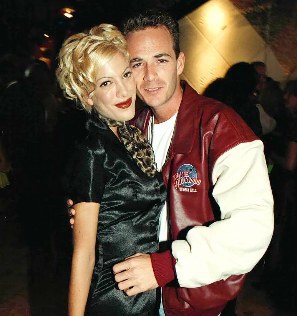 Tori-Spelling-remembers-Luke-Perry