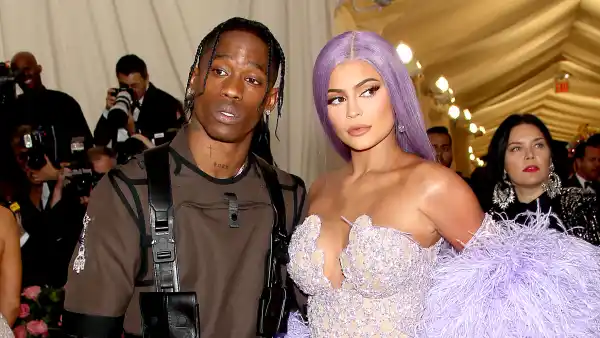 Travis-Scott-Kylie-Jenner-not-back-together