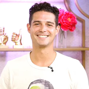 Wells-Adams-Shares-Cuffing-Season-cocktails