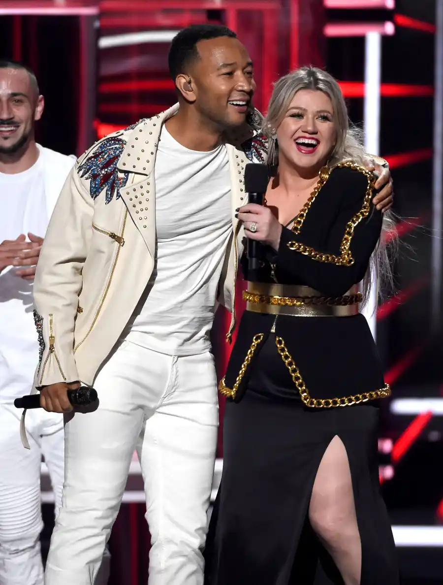 Kelly Clarkson, John Legend Chrissy Teigen and John Legend 5 Revelations Vanity Fair