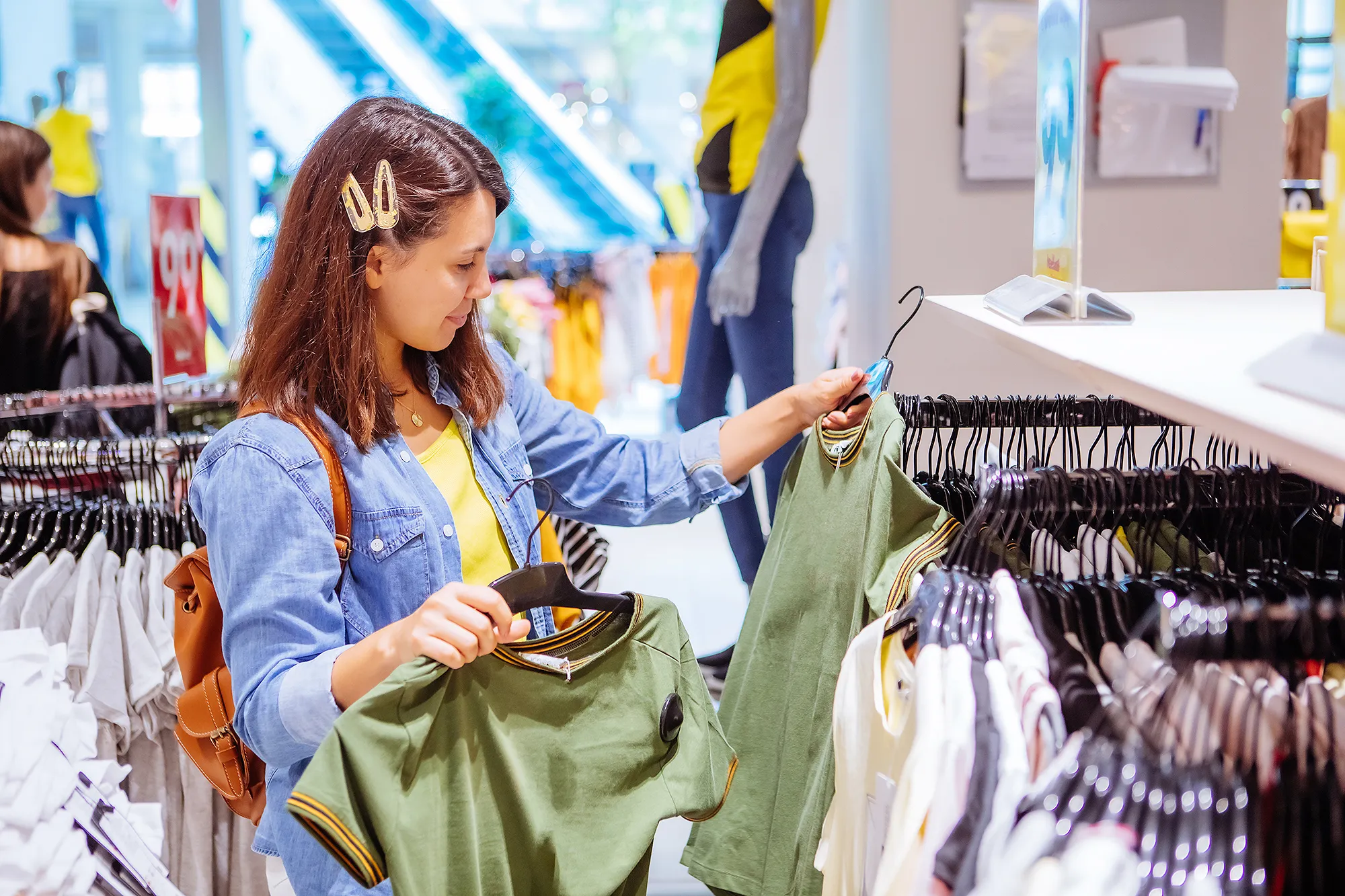 woman clothes shopping