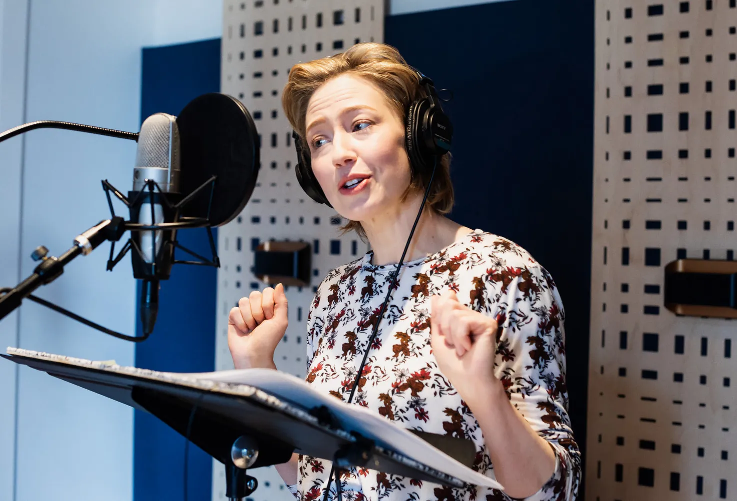 Carrie Coon Mother Hacker